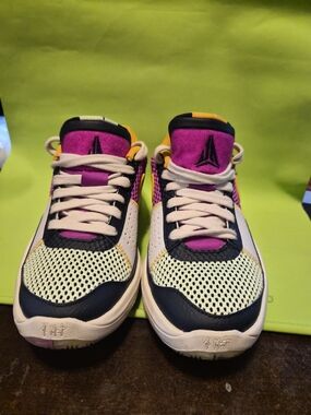 Nike Kids Multicolor Athletic Sneakers - Purple/Yellow 1y